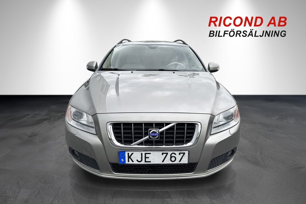 Volvo V70 3.2 Momentum 2008, bild 6/10