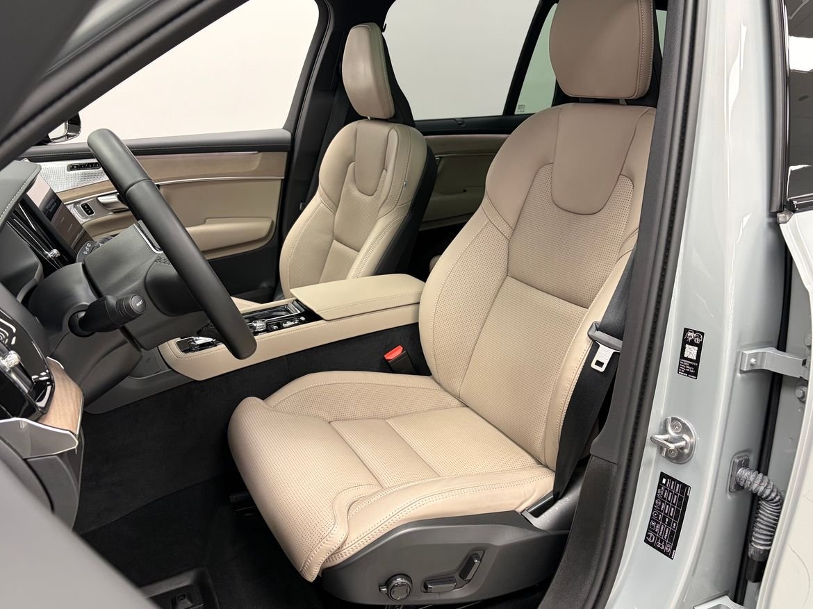 Volvo XC90 T8 Ultra Dark 2026, bild 7/10