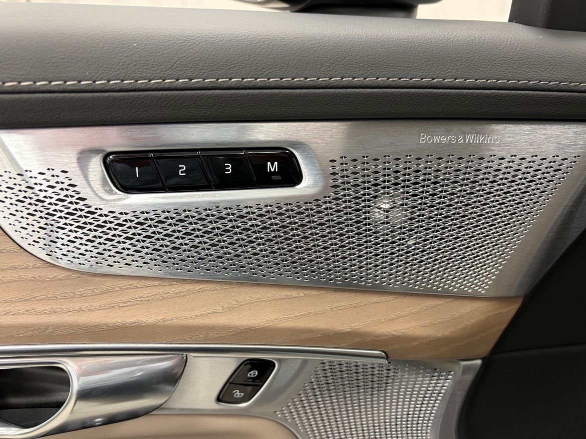 Volvo XC90 T8 Ultra Dark 2026, bild 5/10