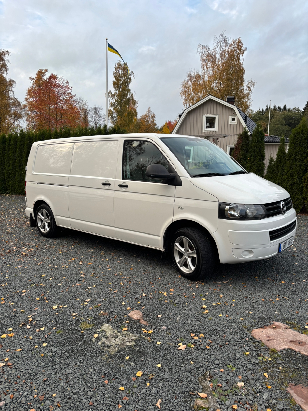 Volkswagen Transporter 2.0 TDI 2011, photo 2/8
