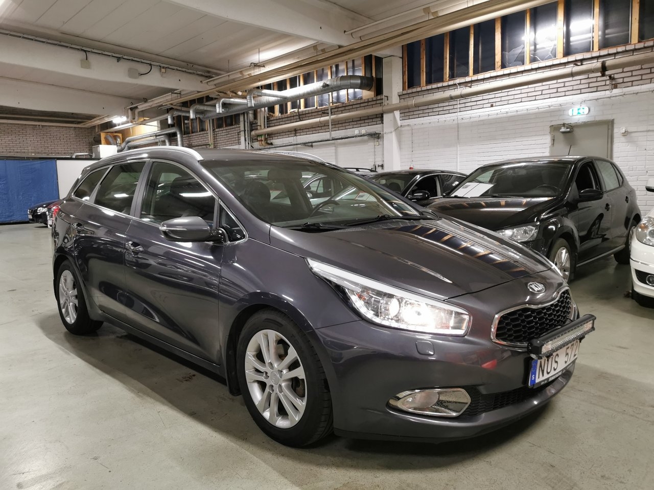 Kia Ceed 1.6 CRDi 128 2013, bild 2/10
