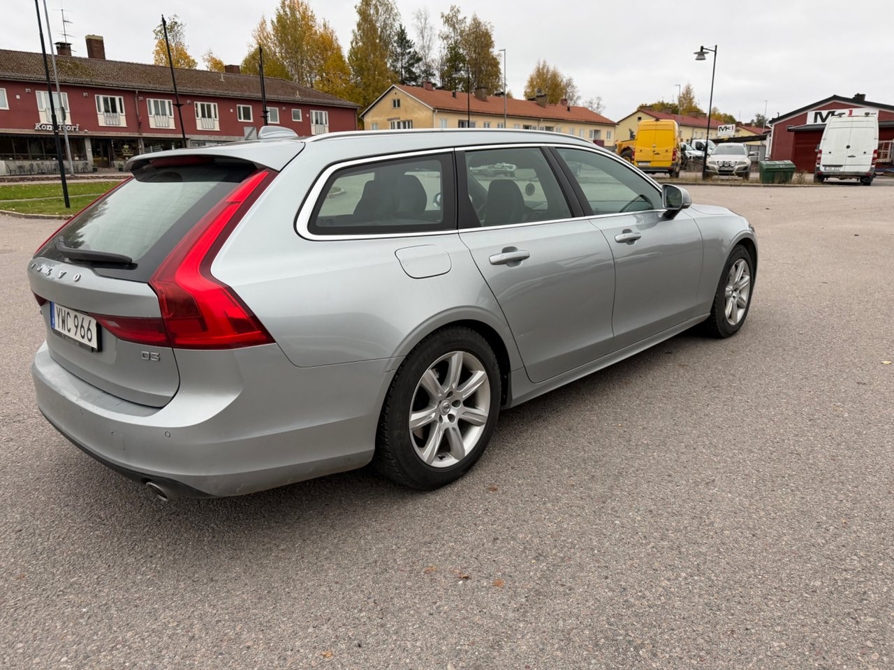 Volvo V90 D3 Momentum 2019, bild 5/7
