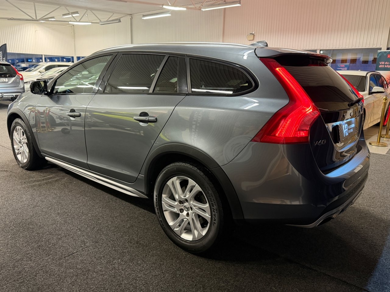 Volvo V60 Cross Country D4 2016, bild 4/10