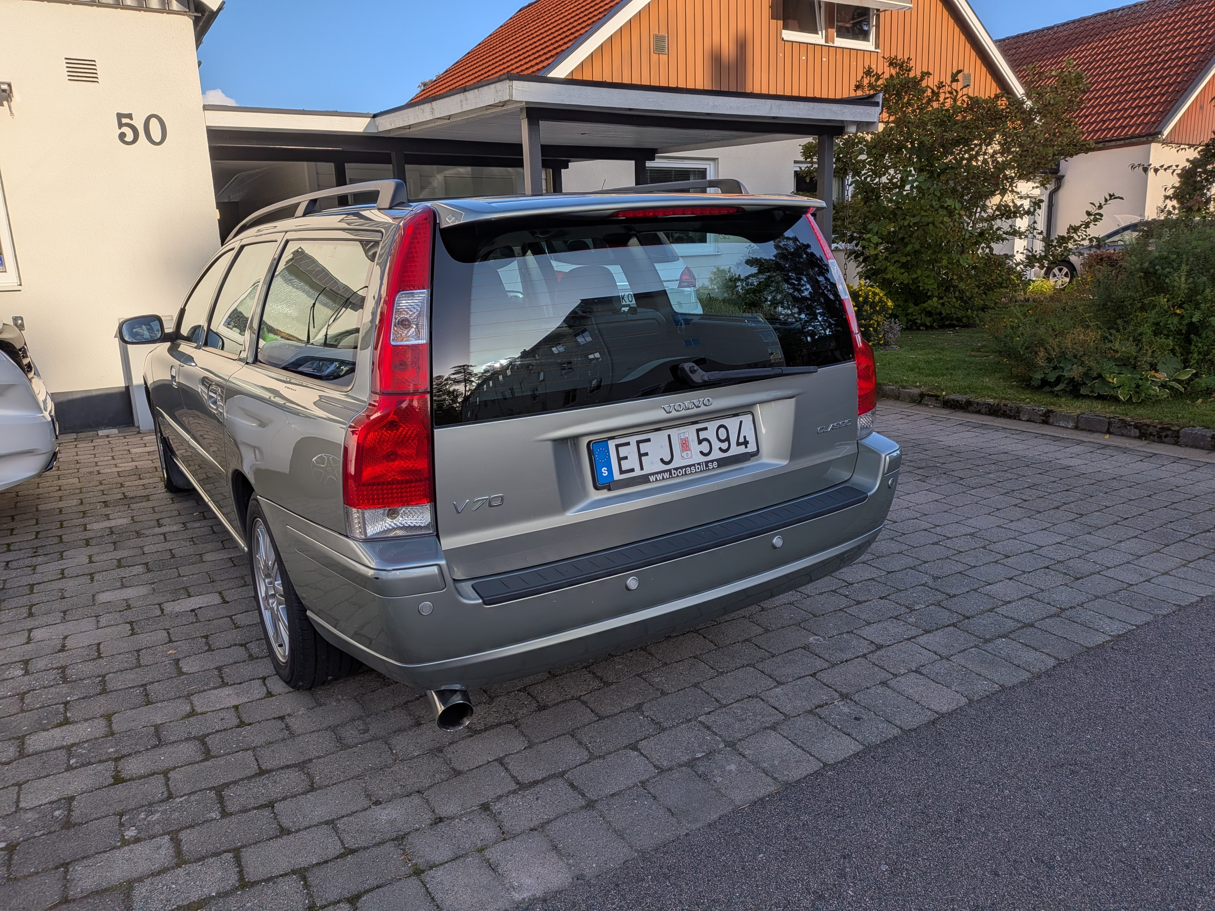 Volvo V70 2.4 2008, kuva 3/9