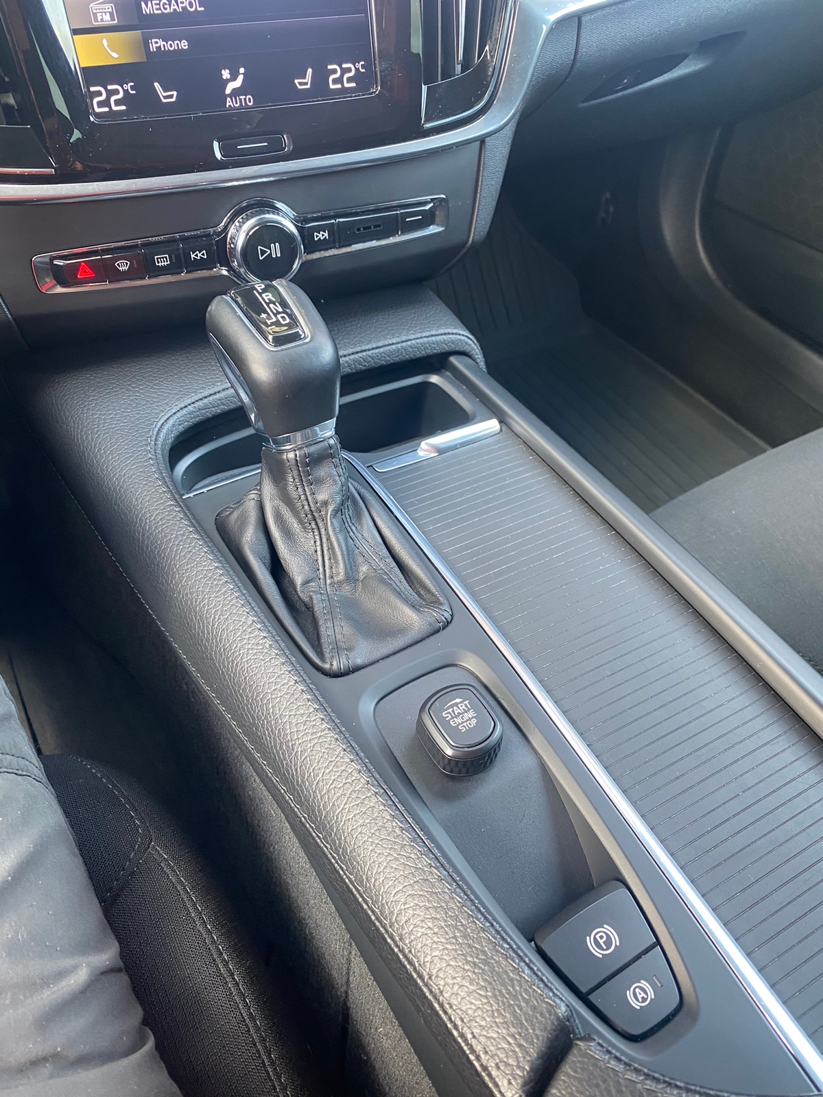 Volvo V90 D3 2018, kuva 9/10