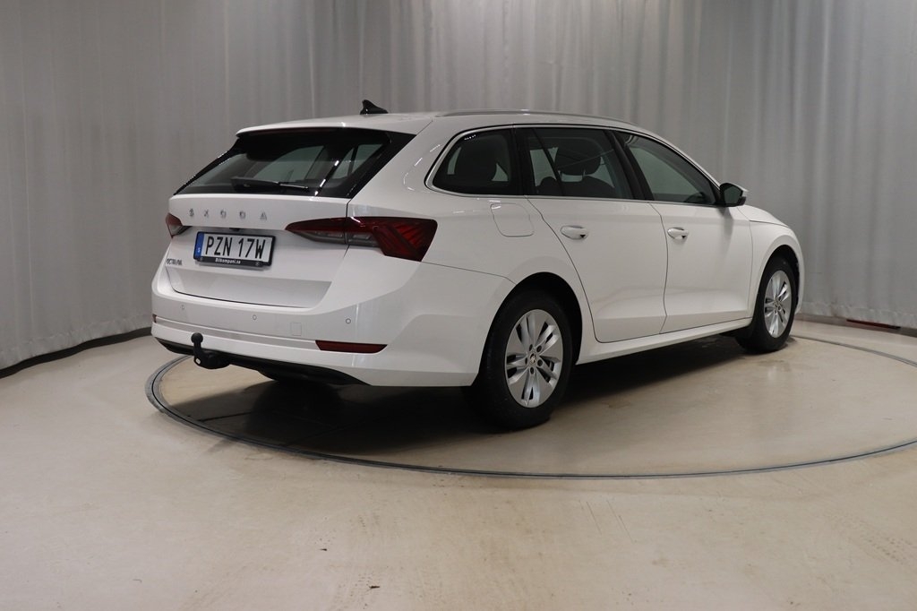 Skoda Octavia 2024, bild 4/10