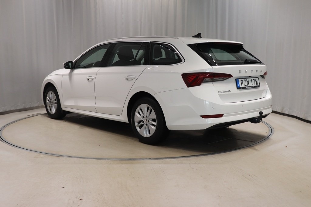 Skoda Octavia 2024, bild 6/10