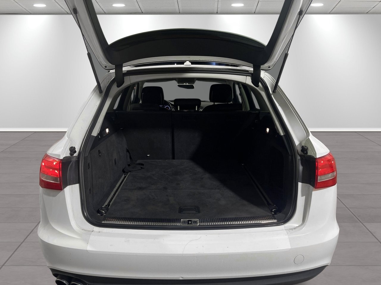 Audi A6 2.0 TDI Proline 2012, bild 8/8