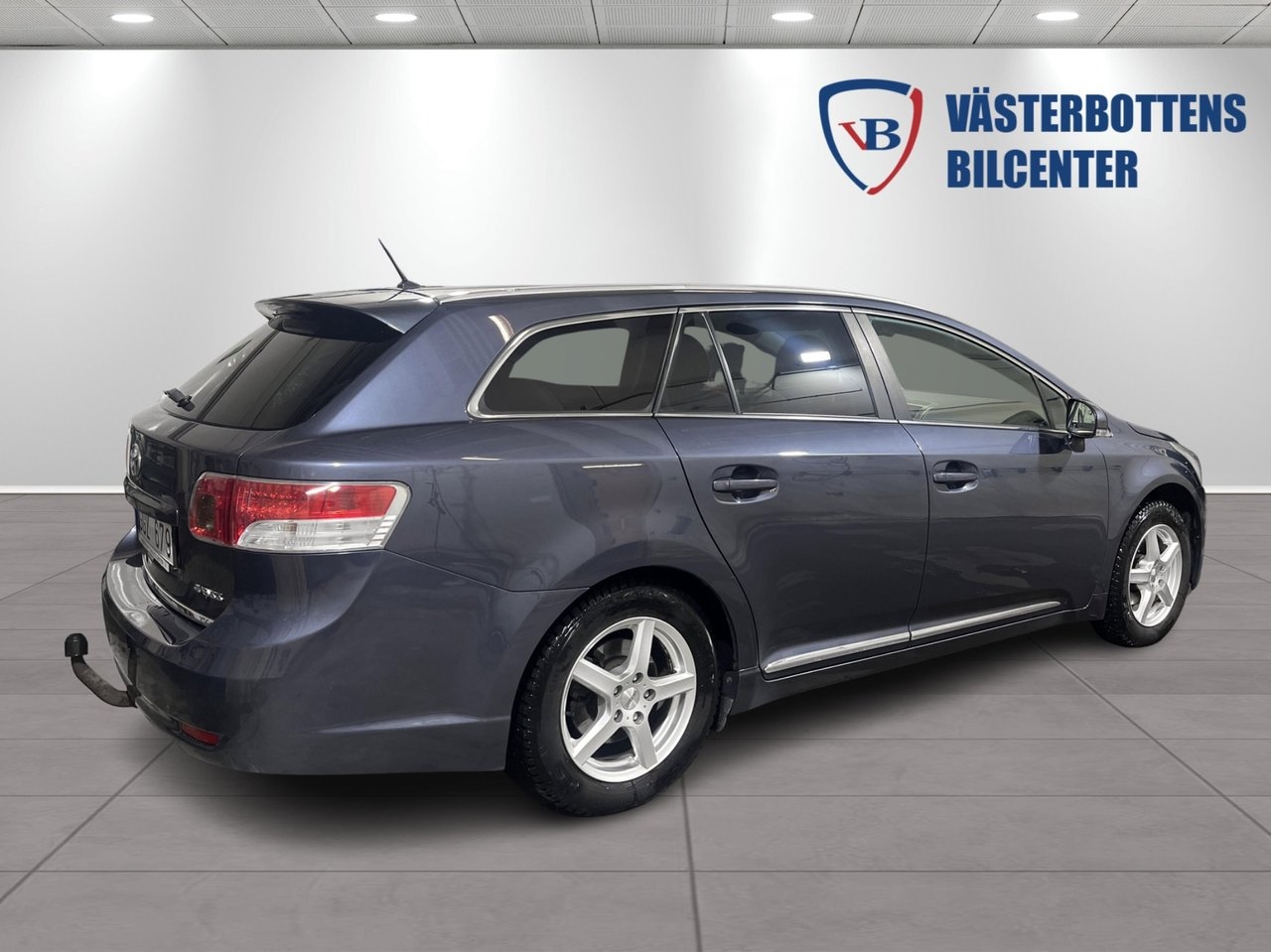 Toyota Avensis 2.0 Business 2011, photo 3/10