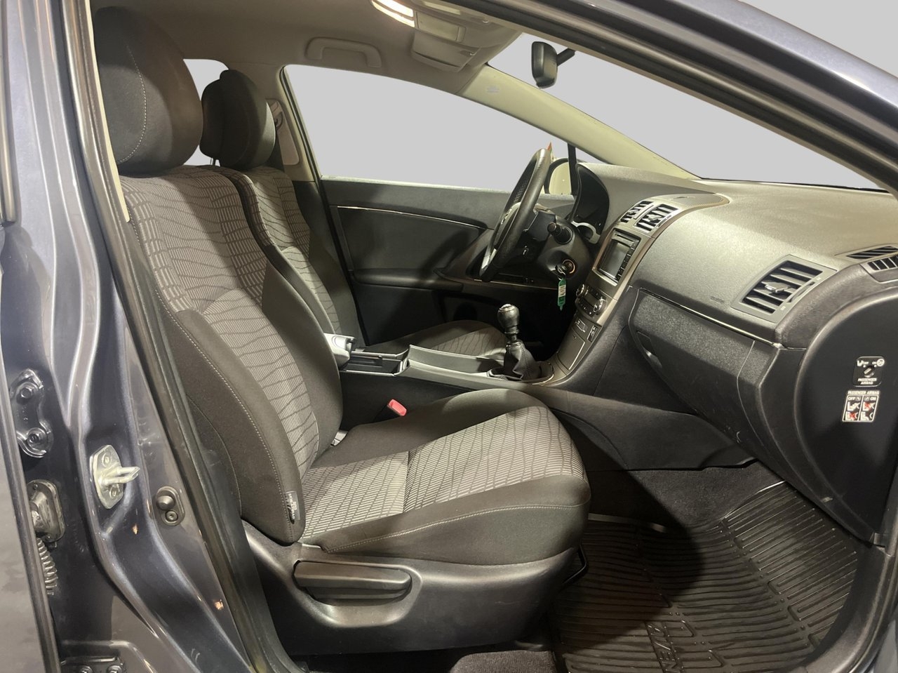 Toyota Avensis 2.0 Business 2011, photo 5/10