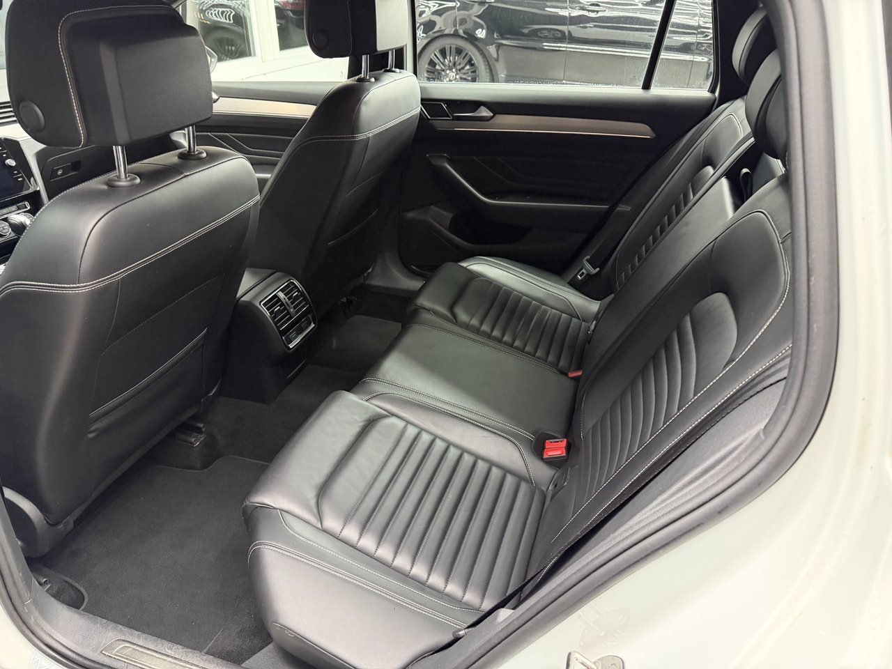 Volkswagen Passat Alltrack 2.0 TDI SCR 2020, photo 7/10
