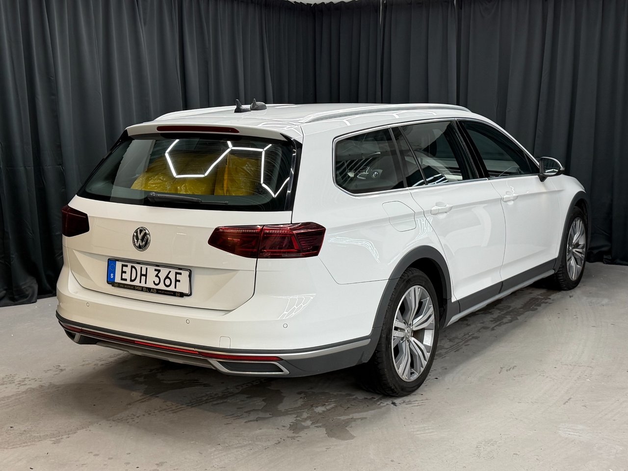 Volkswagen Passat Alltrack 2.0 TDI SCR 2020, photo 4/10
