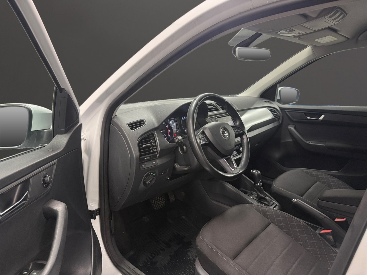 Skoda Fabia 1.2 TSI Elegance 2015, photo 7/10