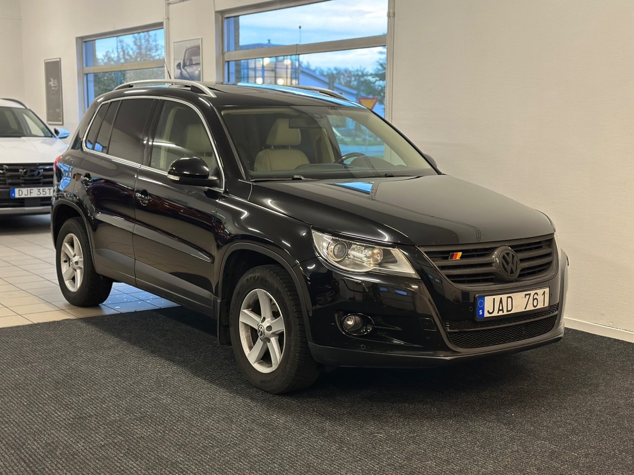 Volkswagen Tiguan 1.4 TSI Sport & Style 2009, bild 7/10