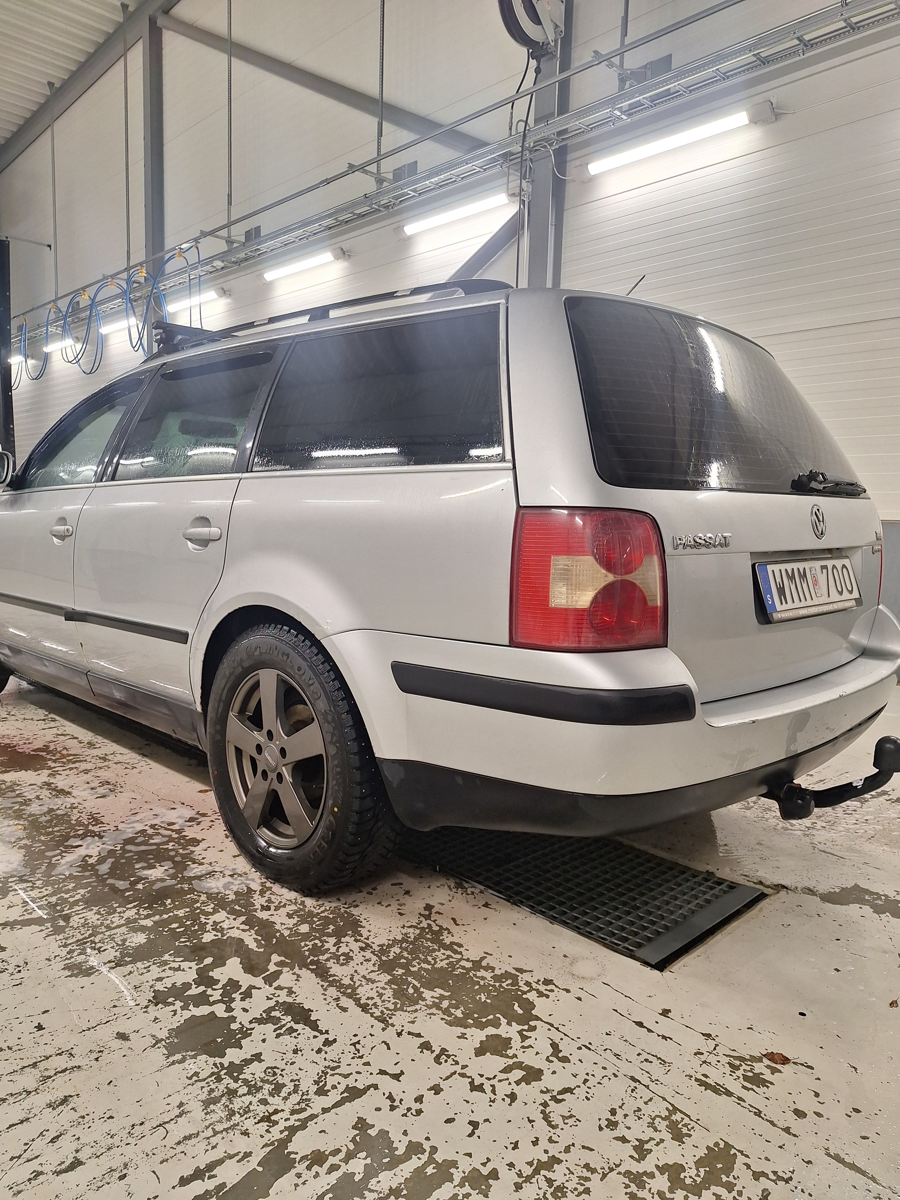 Volkswagen Passat 1.9 TDI 2005, kuva 3/10
