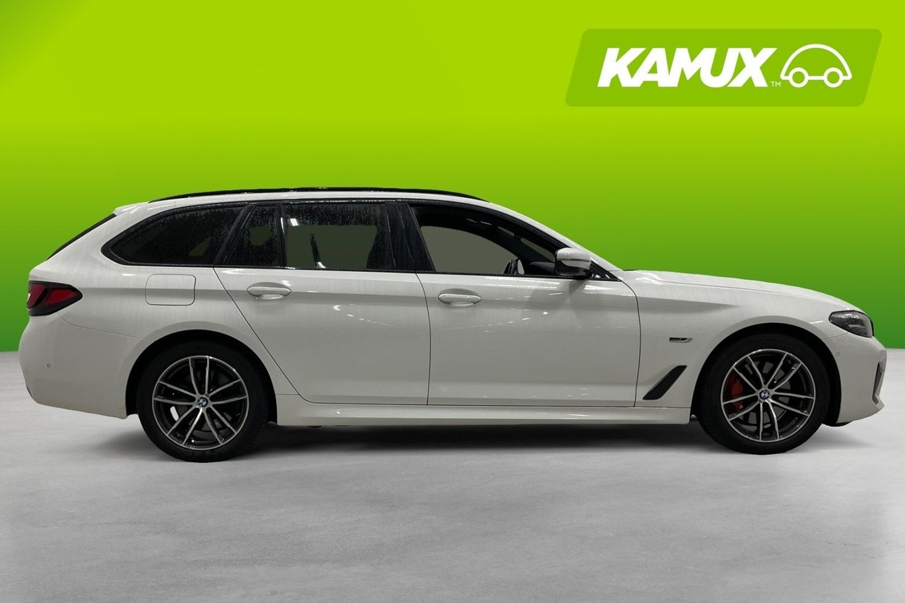 BMW 530e M Sport 2023, bild 2/5