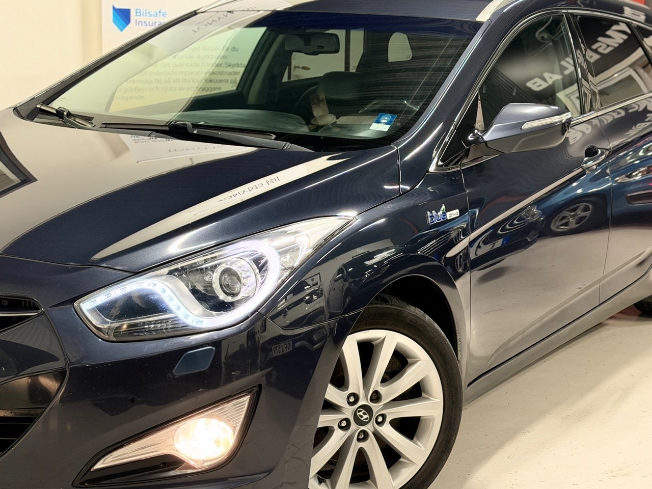 Hyundai i40 1.7 CRDi Business 2013, photo 5/10