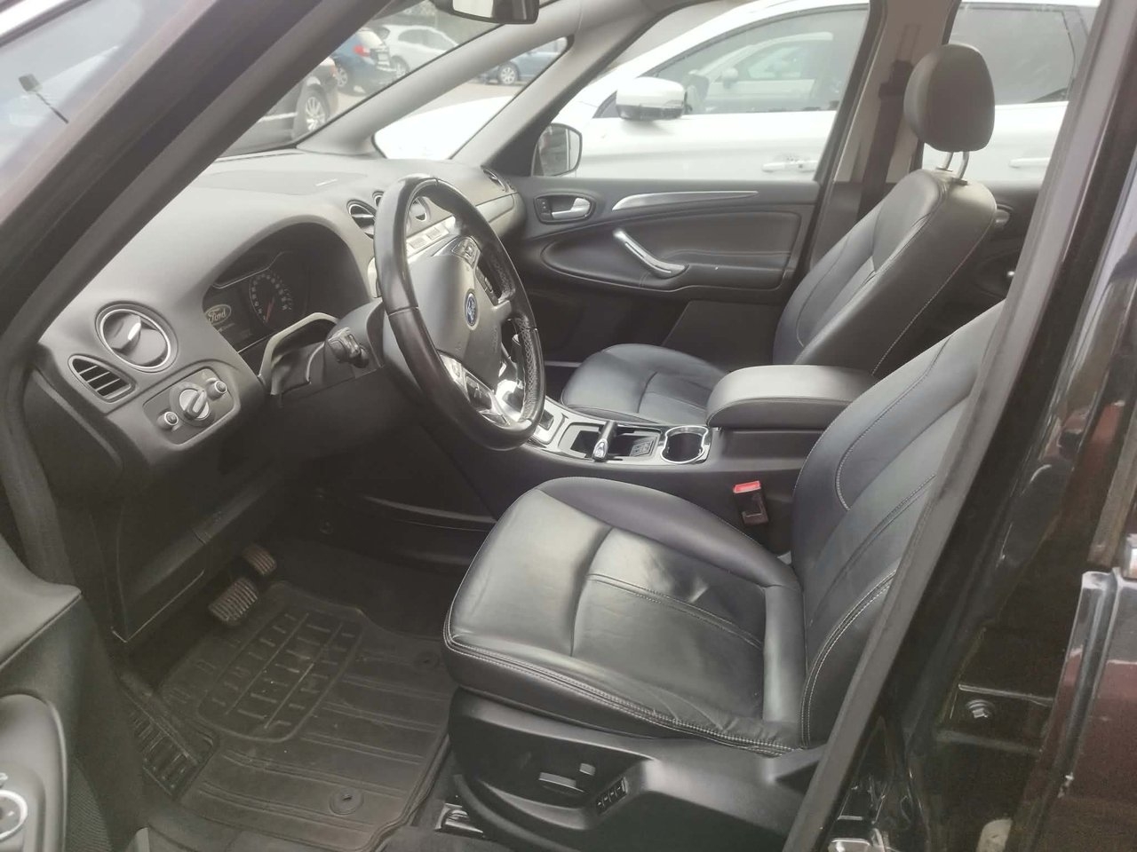 Ford S-MAX 2.0 EcoBoost Business 2013, bild 3/3
