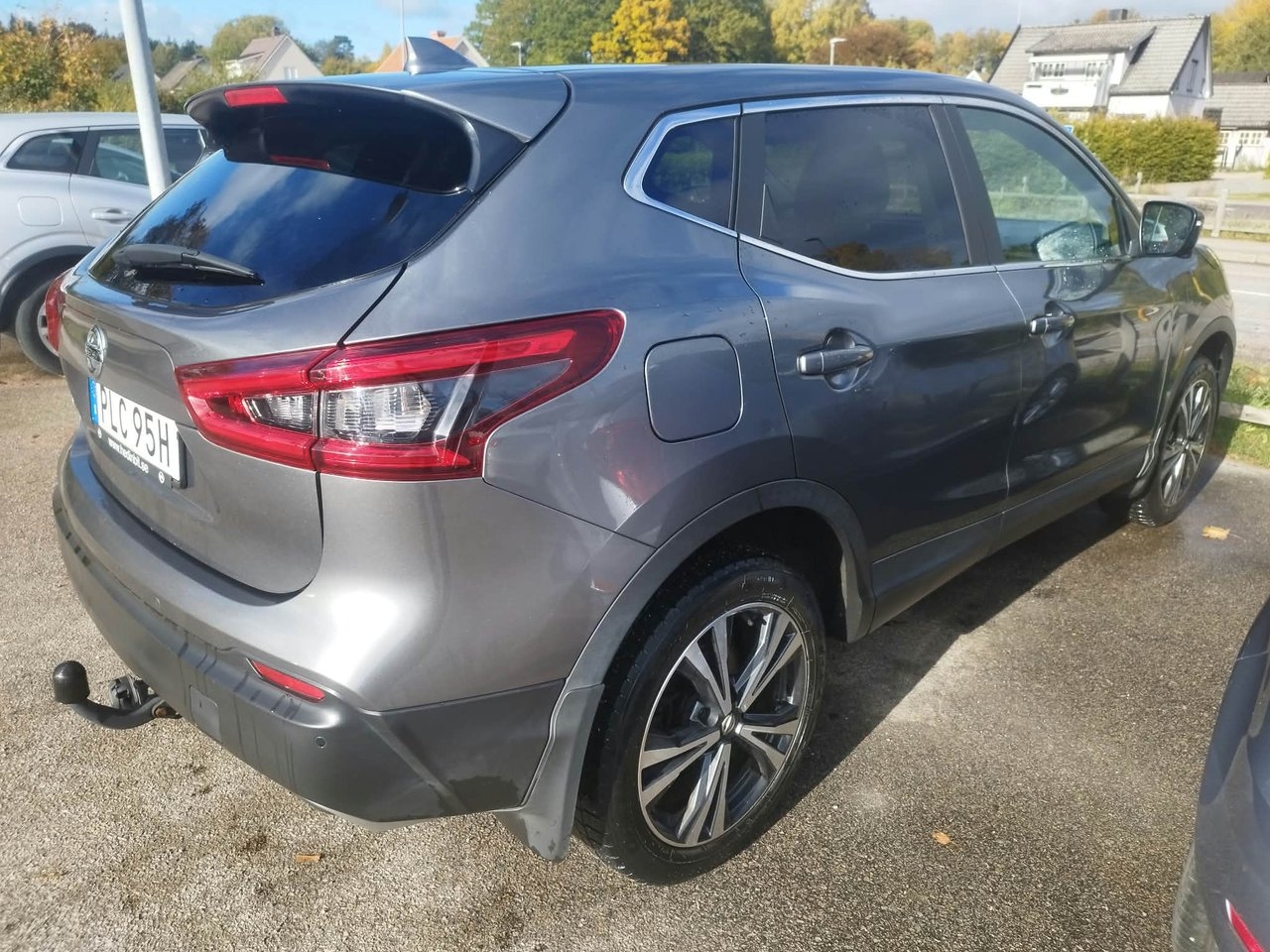 Nissan Qashqai 1.3 DIG-T N-CONNECTA 2020, bild 2/3
