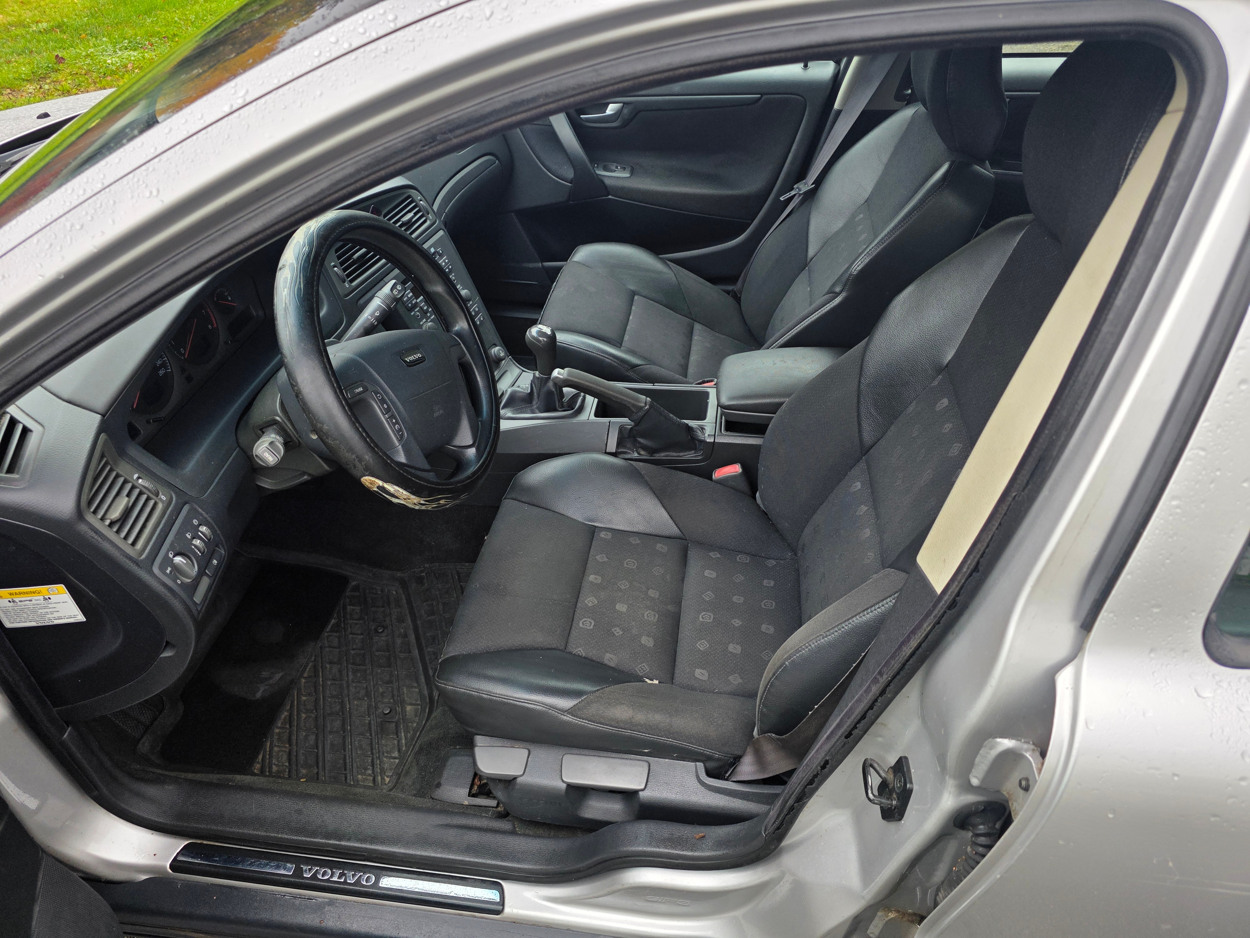 Volvo V70 2.4 2002, kuva 5/8