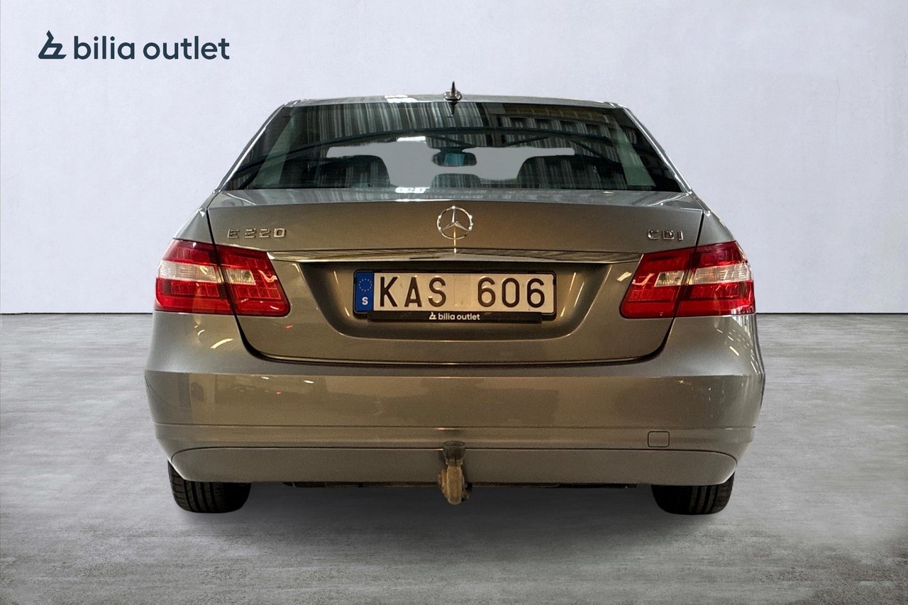 Mercedes-Benz E 220 CDI Classic 2010, bild 7/10