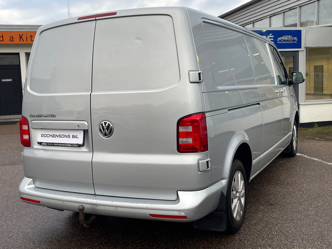 Volkswagen Transporter 2.0 TDI SCR 2018, kuva 4/10