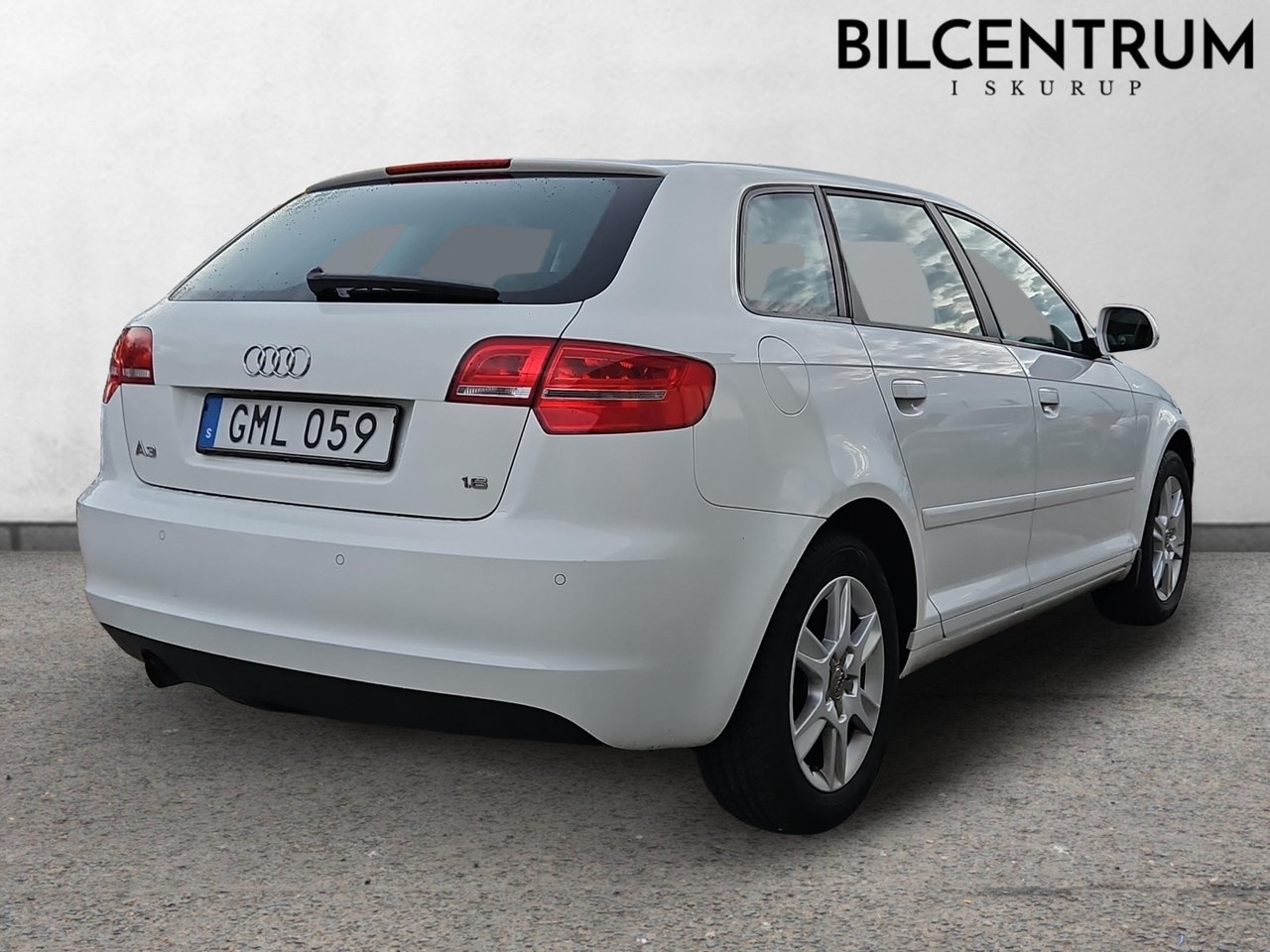 Audi A3 1.6 2010, photo 3/8