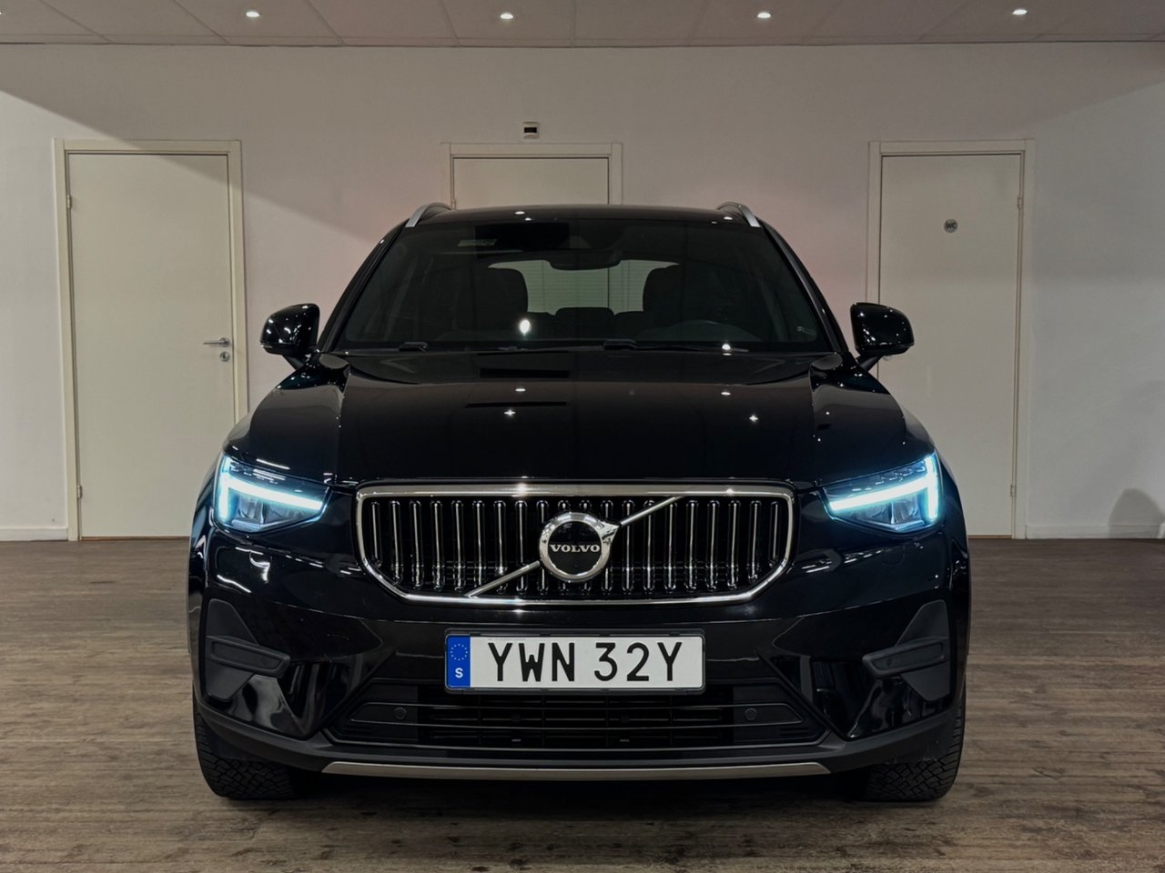 Volvo XC40 T4 Core 2023, bild 4/10
