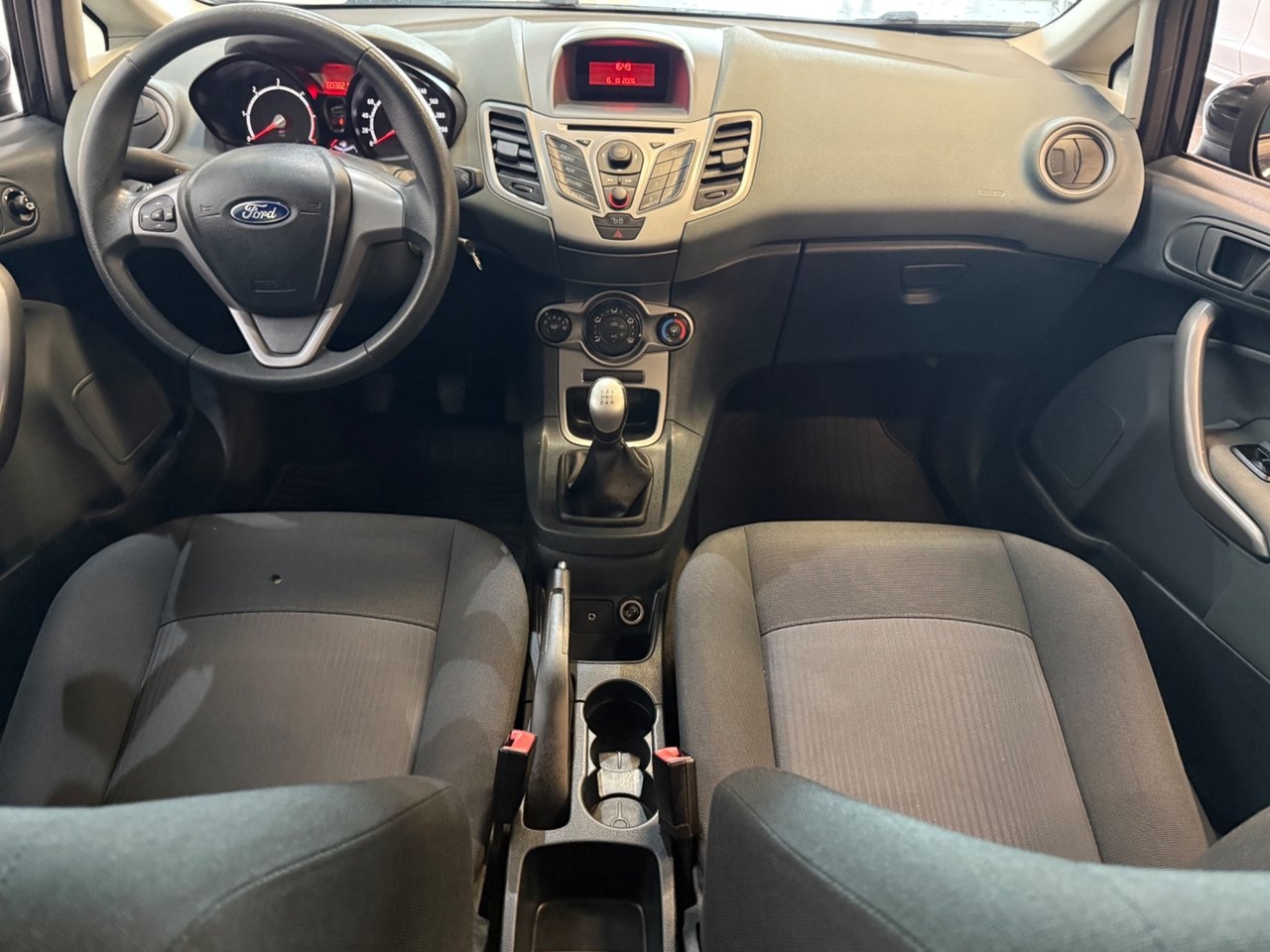 Ford Fiesta 1.4 TDCi 2011, kuva 3/8