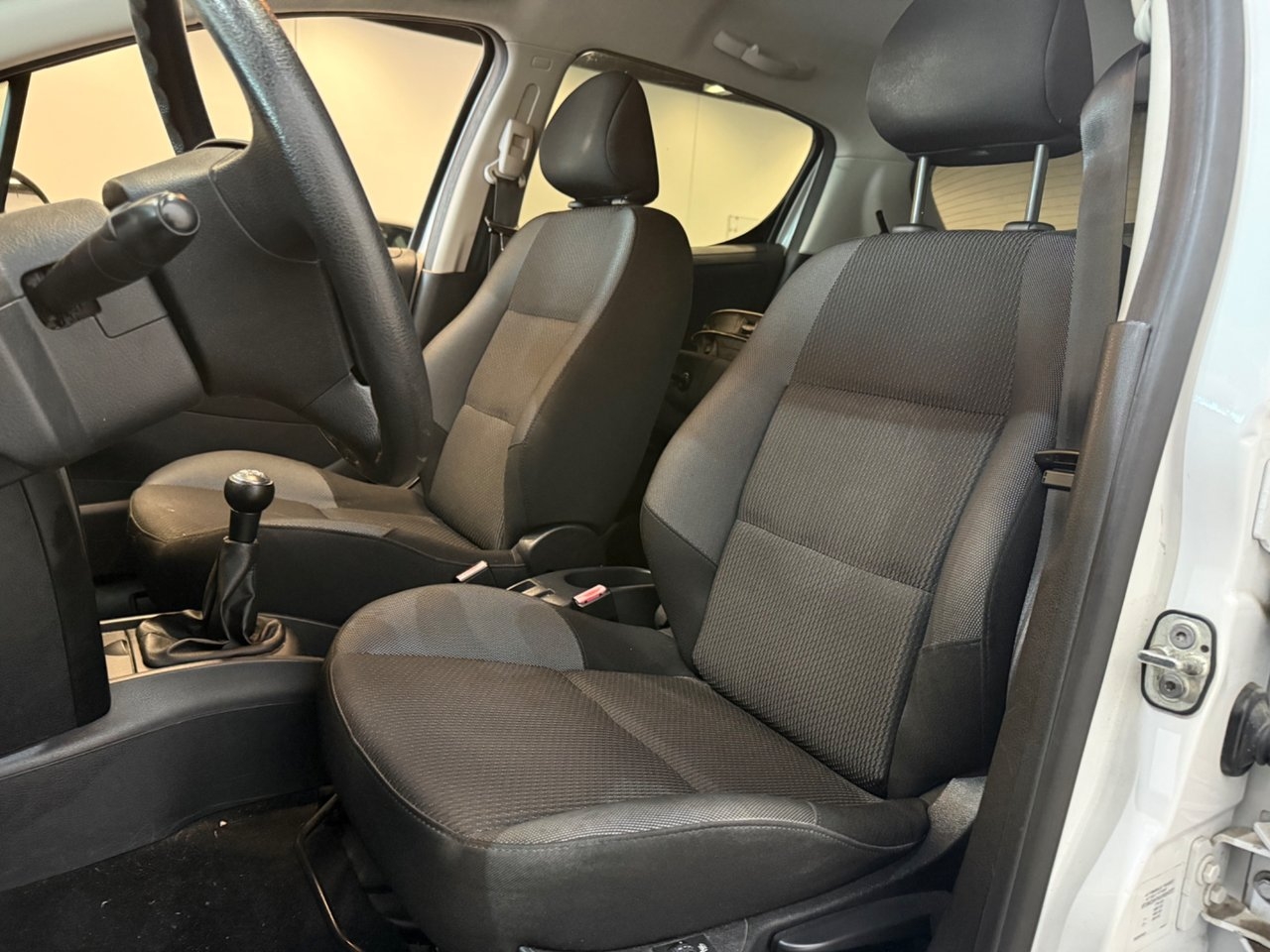 Peugeot 207 HDi FAP 92 2010, photo 5/6