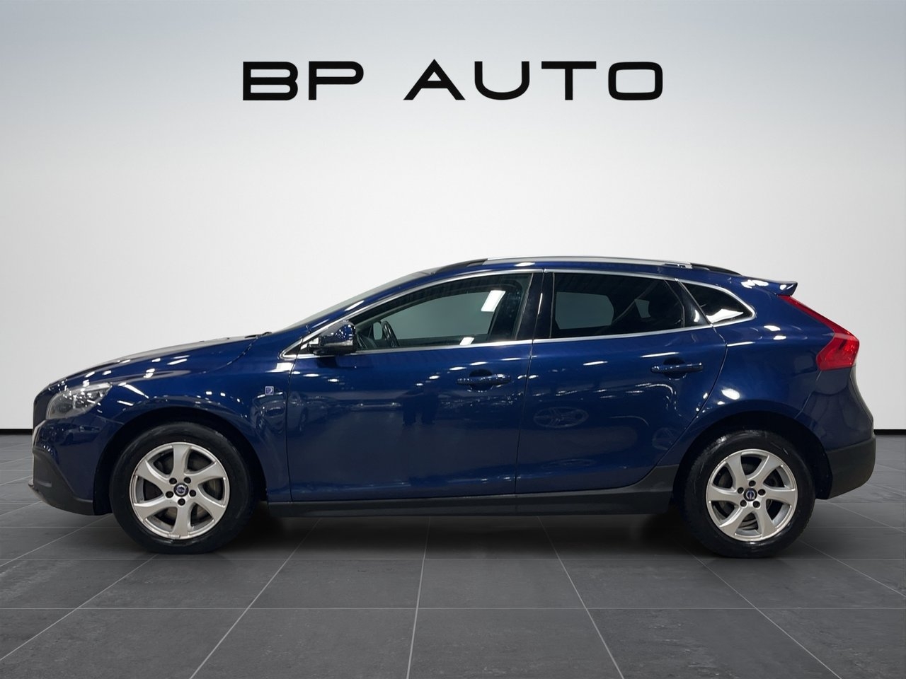 Volvo V40 Cross Country D4 2015, bild 2/10