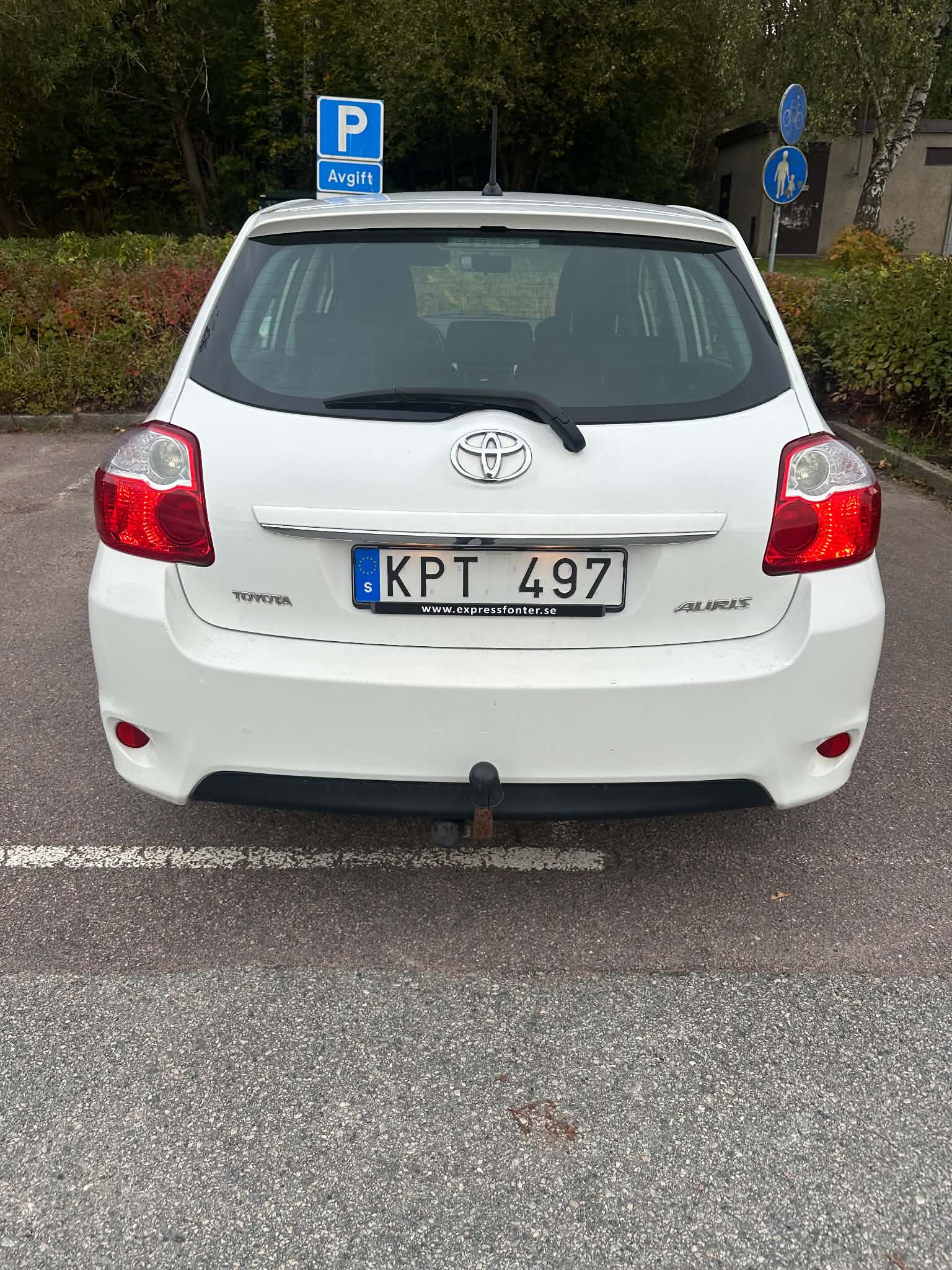 Toyota Auris 1.4 D-4D 2010, bild 4/9