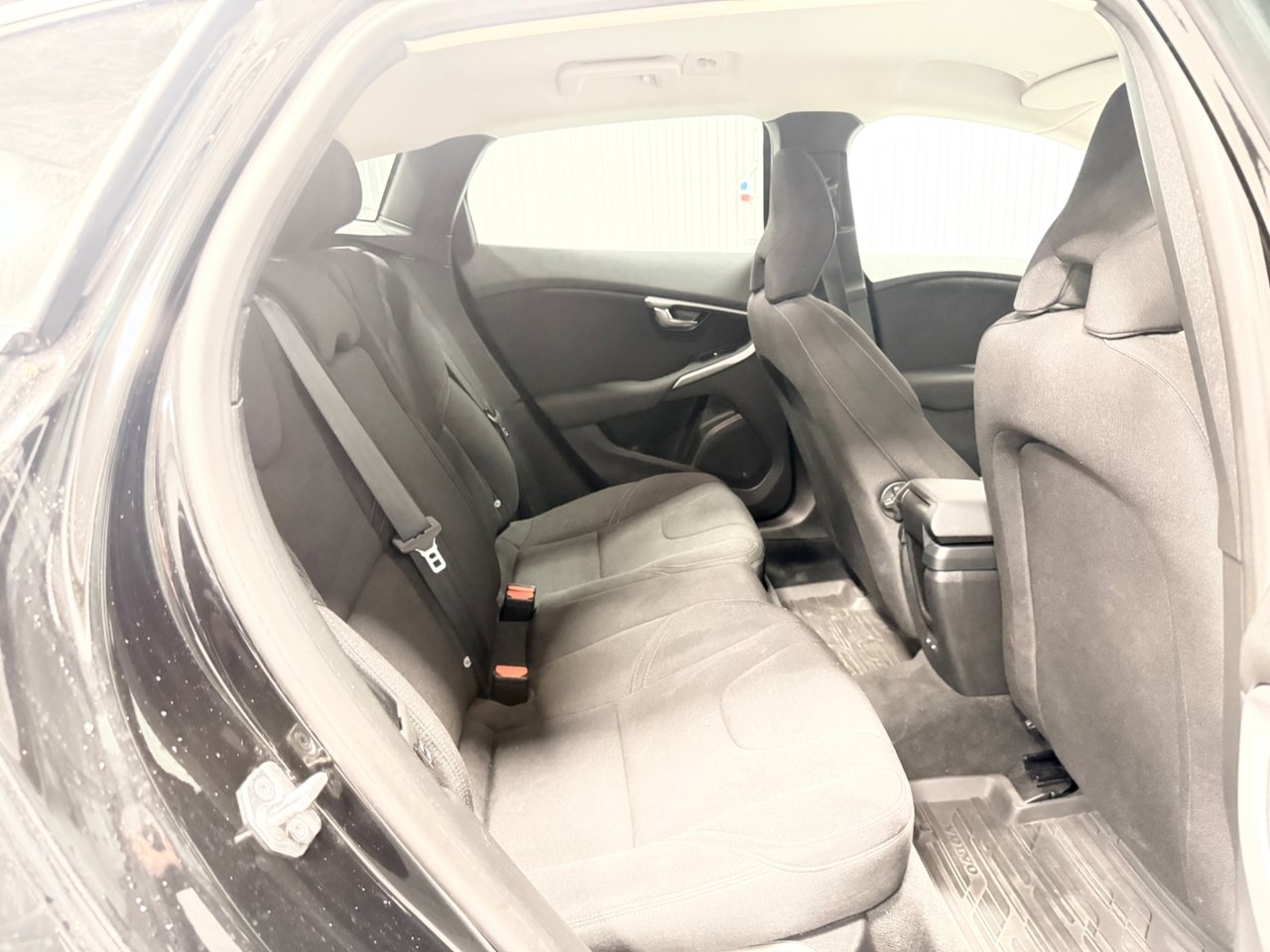 Volvo V40 T3 Business 2018, photo 7/10