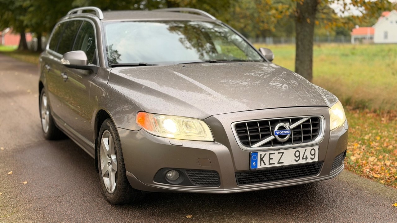 Volvo V70 D5