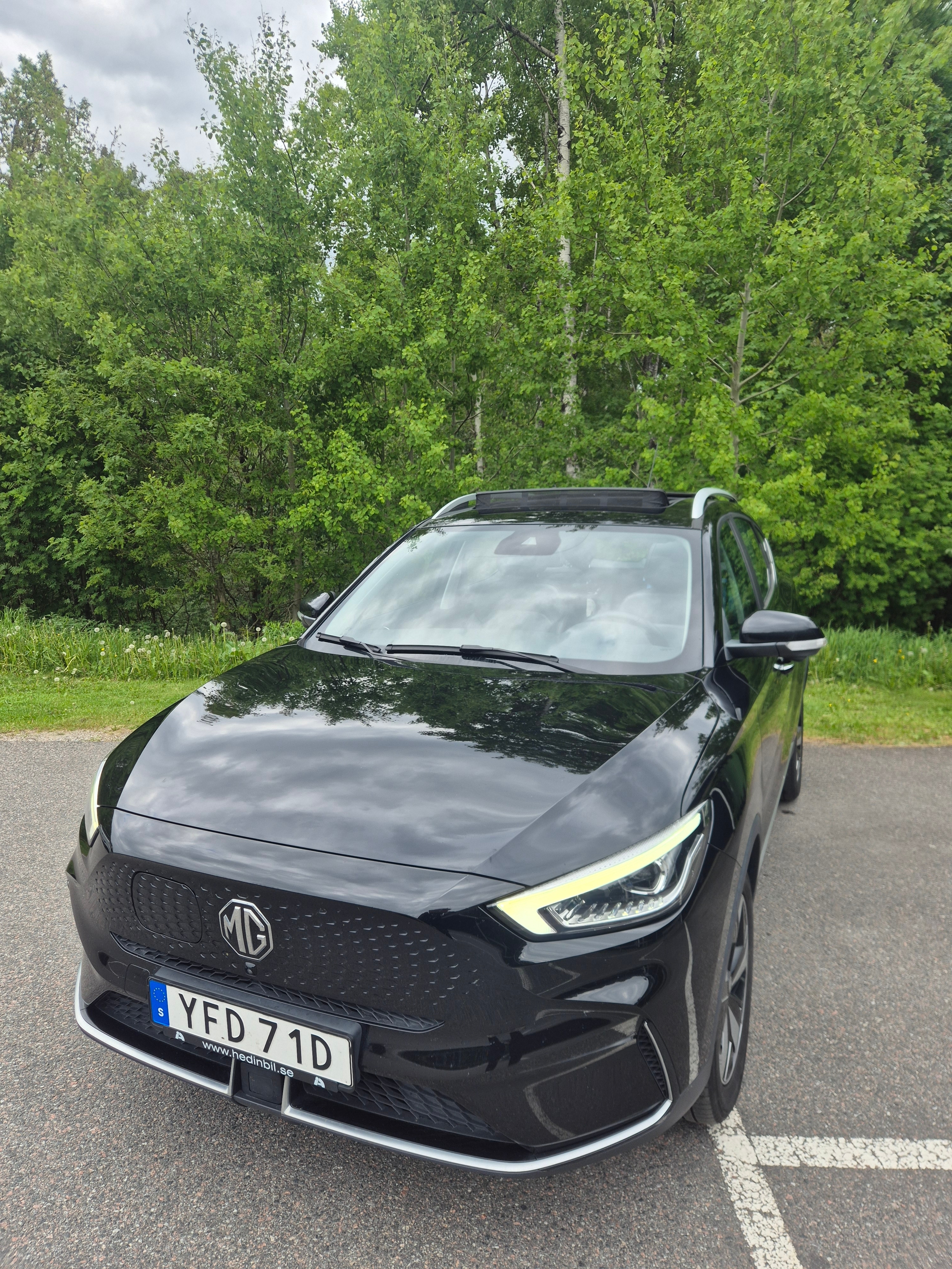 MG ZS EV Maximum Range 2022, bild 3/5