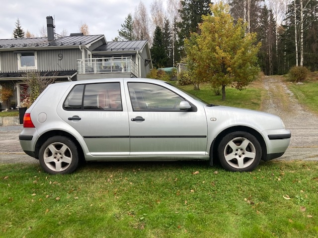 Volkswagen Golf 1.6 2001, bild 2/6