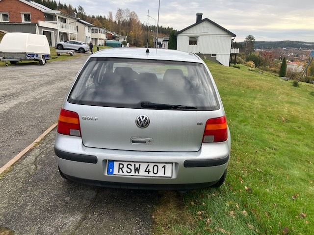 Volkswagen Golf 1.6 2001, bild 3/6