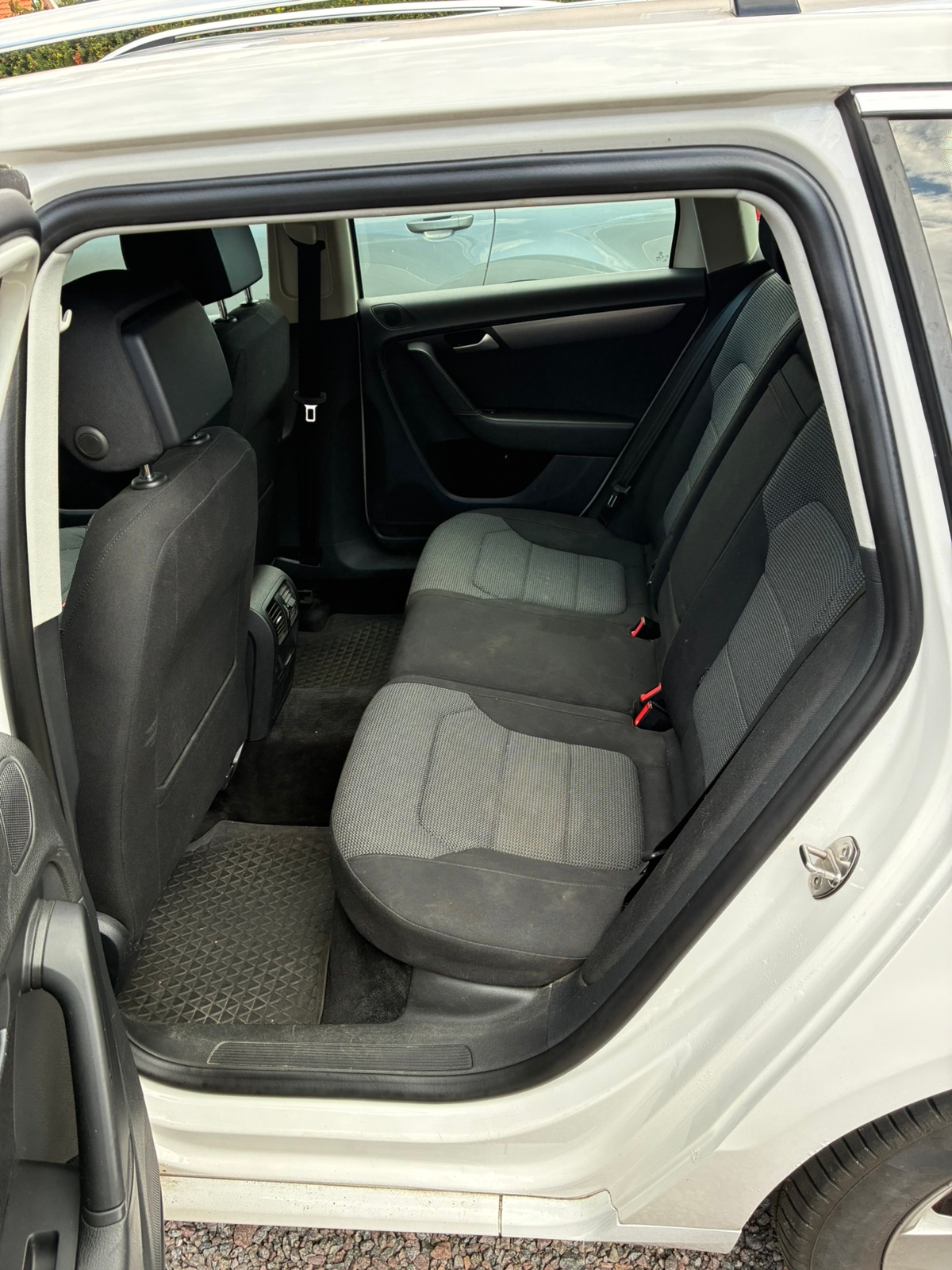 Volkswagen Passat 2.0 TDI 2014, bild 6/7