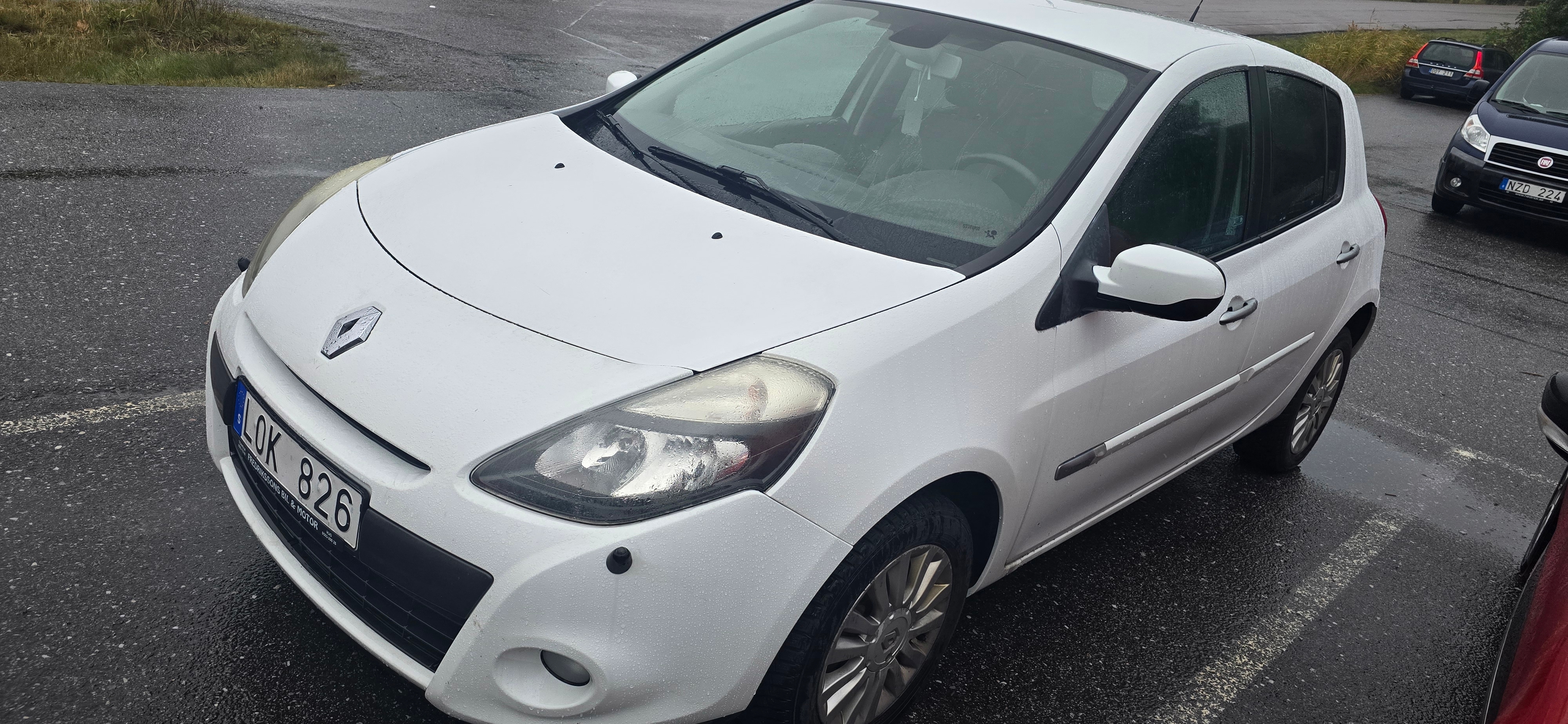 Renault Clio dCi 90 FAP 2011, photo 2/6