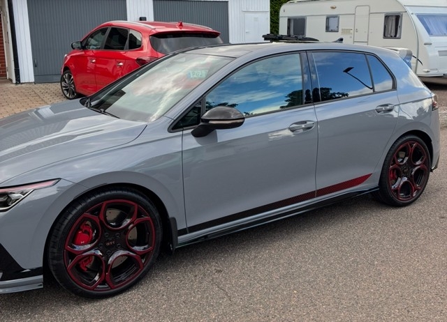 Volkswagen Golf GTI