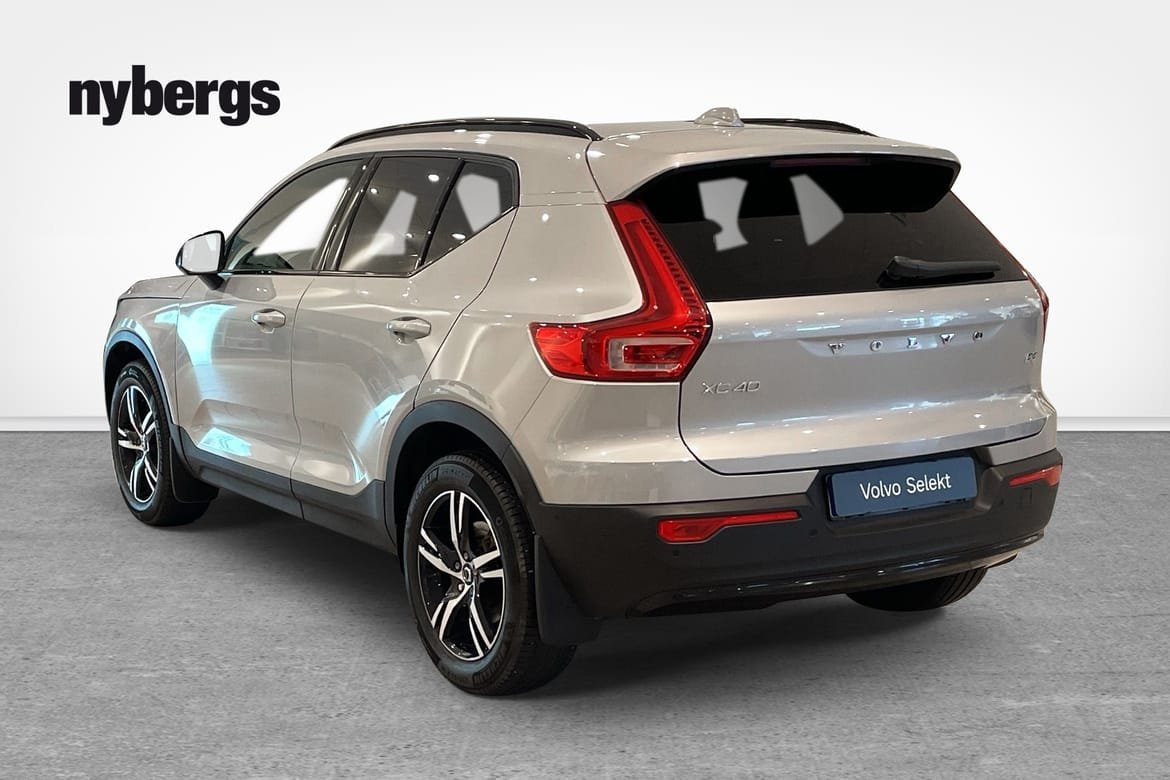 Volvo XC40 B3 Plus Dark 2025, bild 3/10