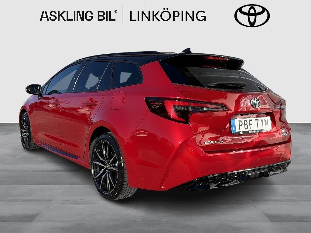 Toyota Corolla 2.0 Hybrid GR Sport 2023, bild 2/10