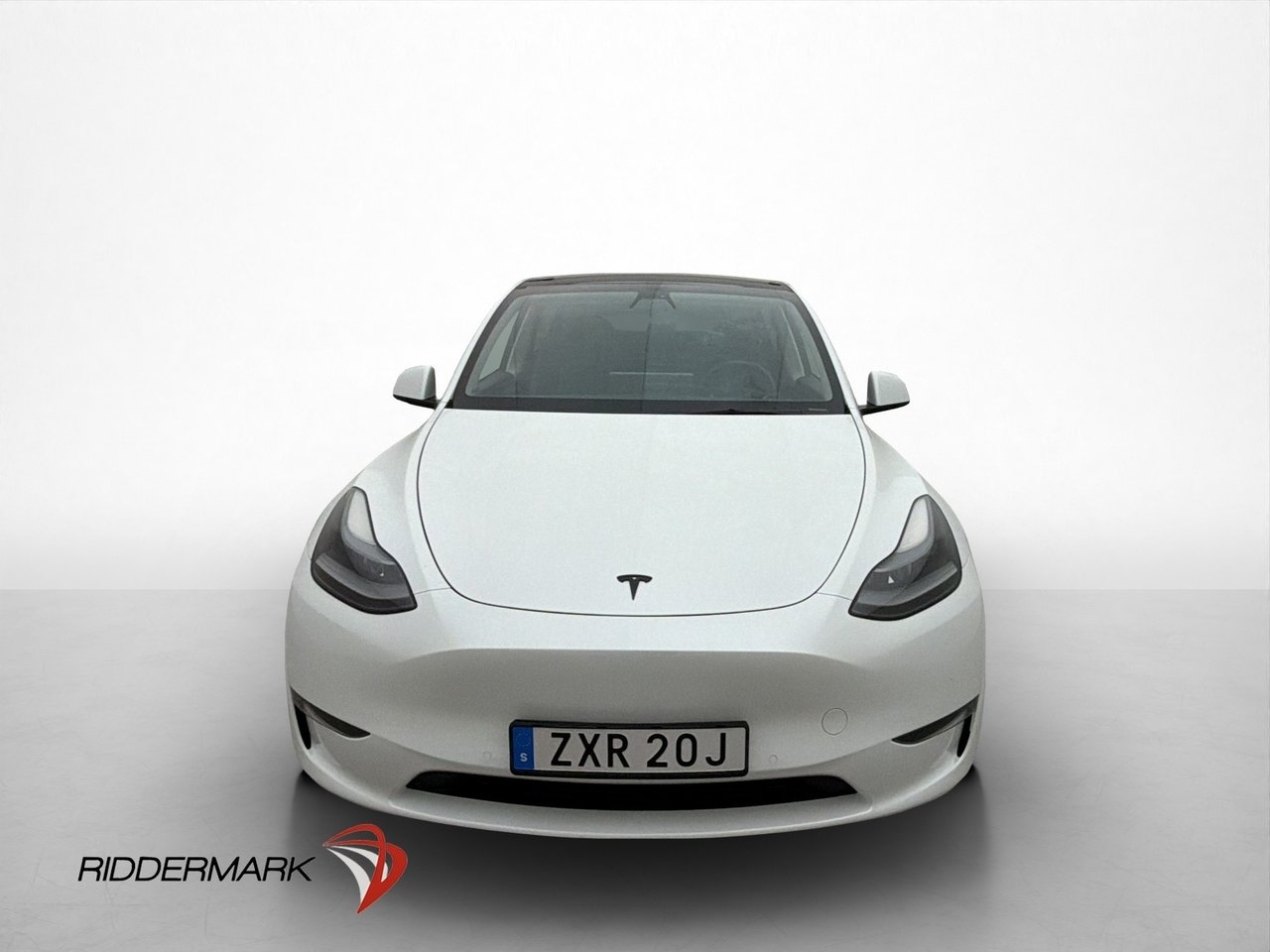 Tesla Model Y 2022, photo 3/10