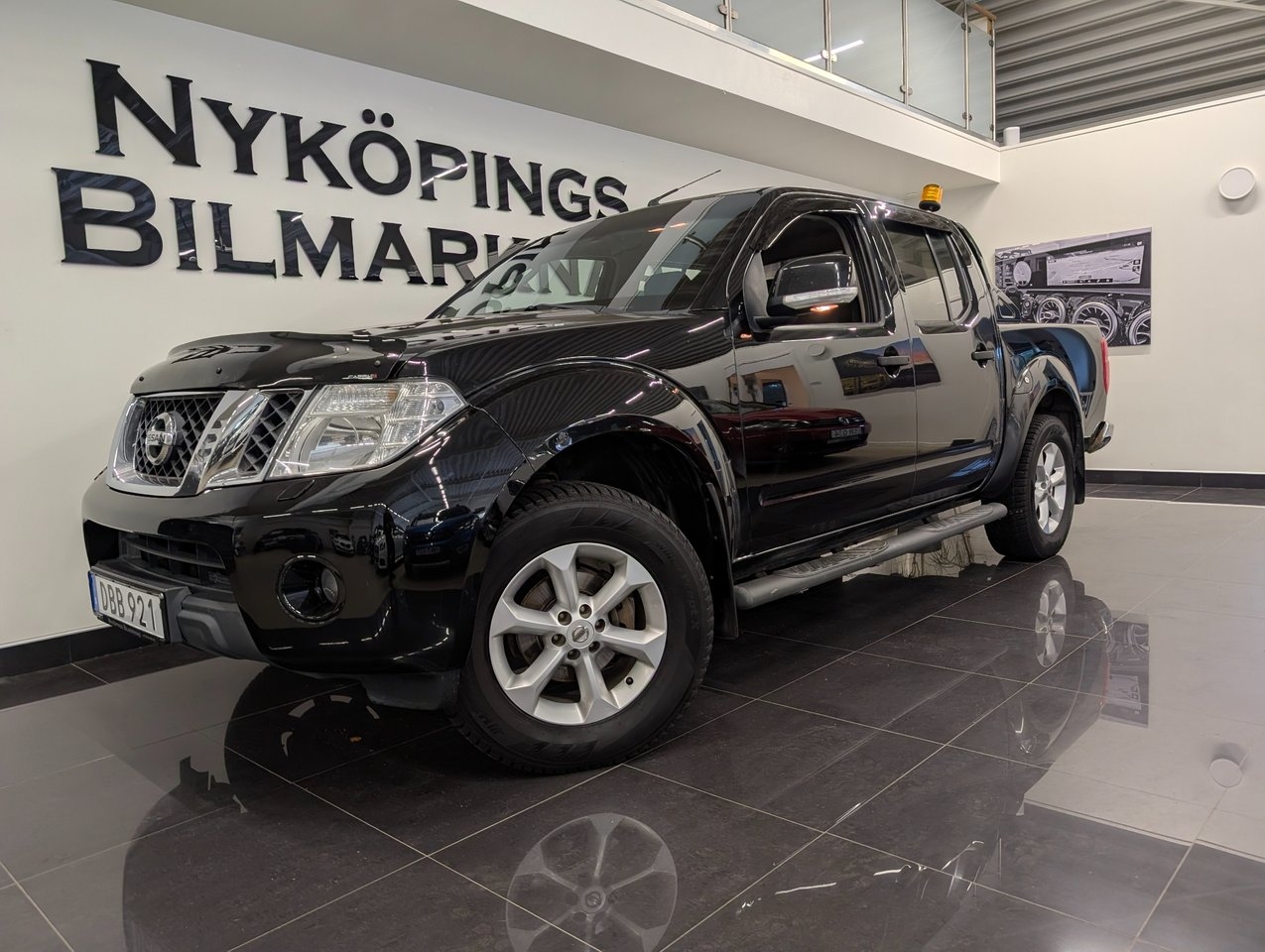 Nissan Navara 2.5 dCi 2014, kuva 2/10