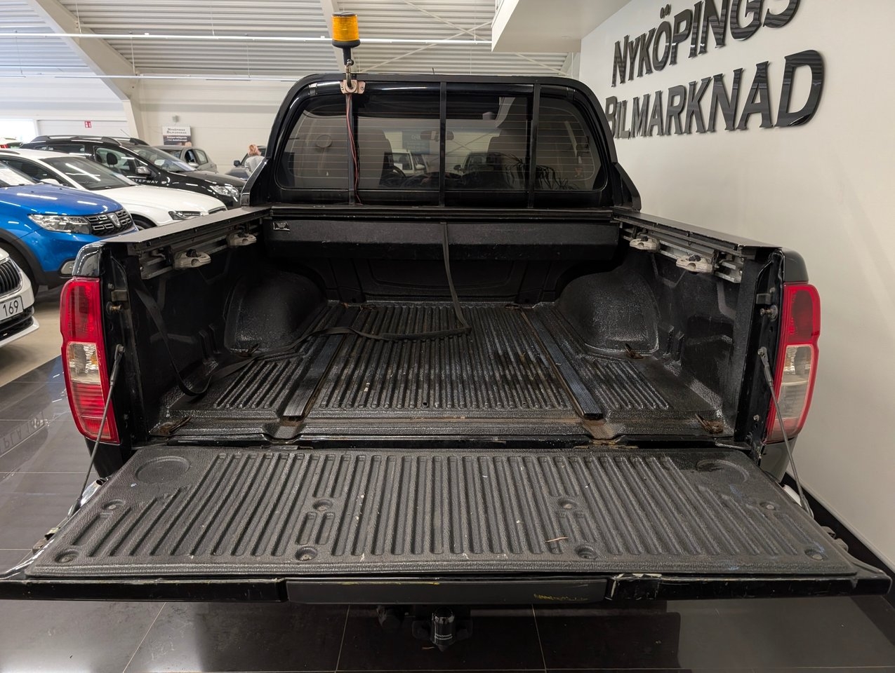 Nissan Navara 2.5 dCi 2014, kuva 7/10