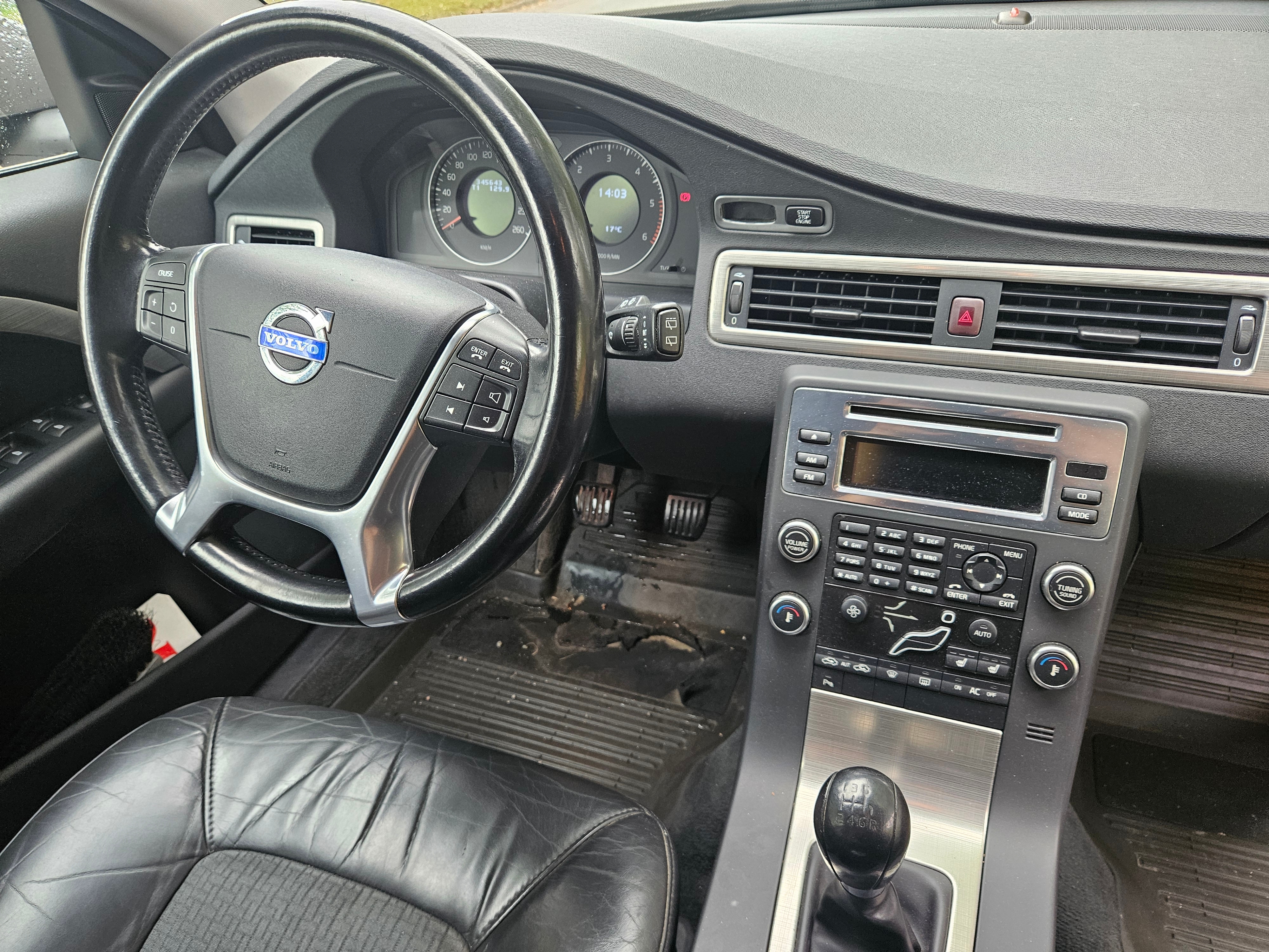 Volvo V70 2.4D Momentum 2010, bild 6/6