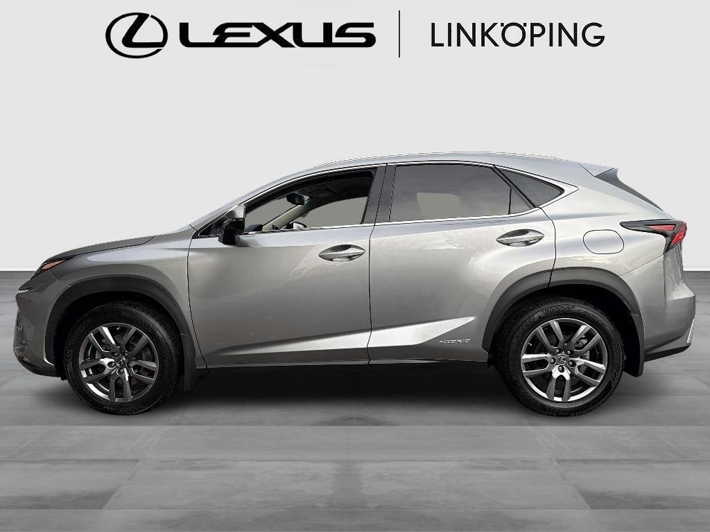 Lexus NX 300h Executive 2018, bild 3/10
