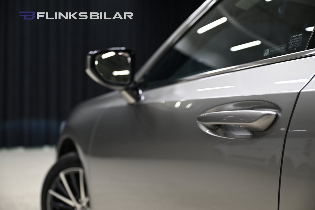 Lexus ES 300h 2023, bild 6/10