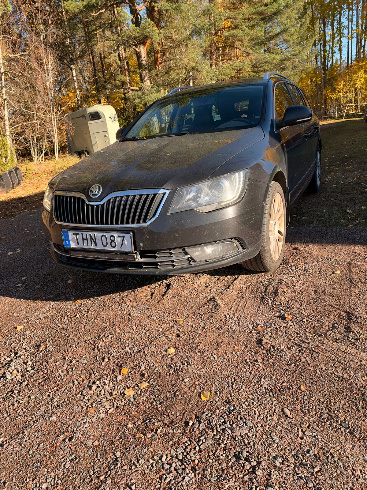Skoda Superb 2.0 TDI 2014, kuva 2/10