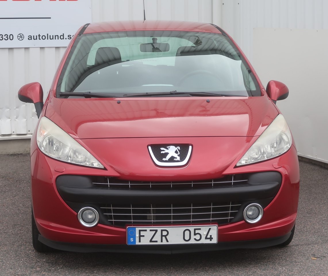 Peugeot 207 120 VTi 2008, photo 2/10